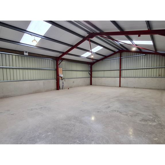 Unit 3, South Farm Barns, Water Eaton, SN6 6JU