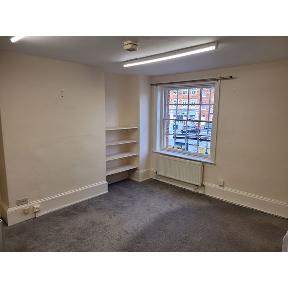 1st Floor Offices, 4&5 Market Place, Devizes, SN10 1AP