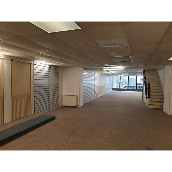 20 CHURCH STREET, CALNE, WILTSHIRE, SN11 0HS