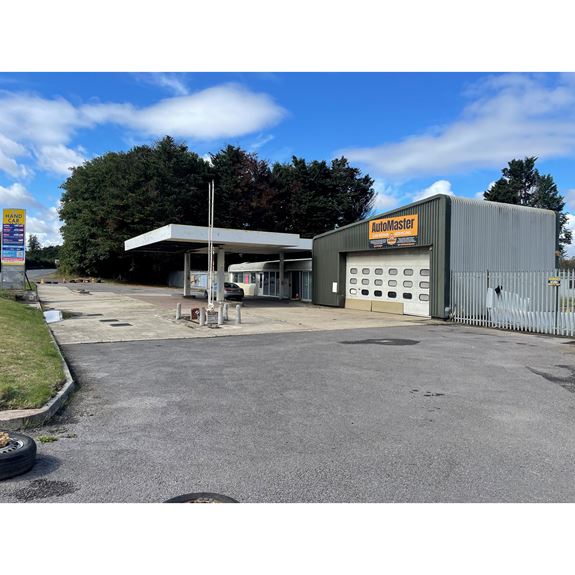 Golden Arrow Site, A4 Bath Road, Marlborough, SN8 3HT