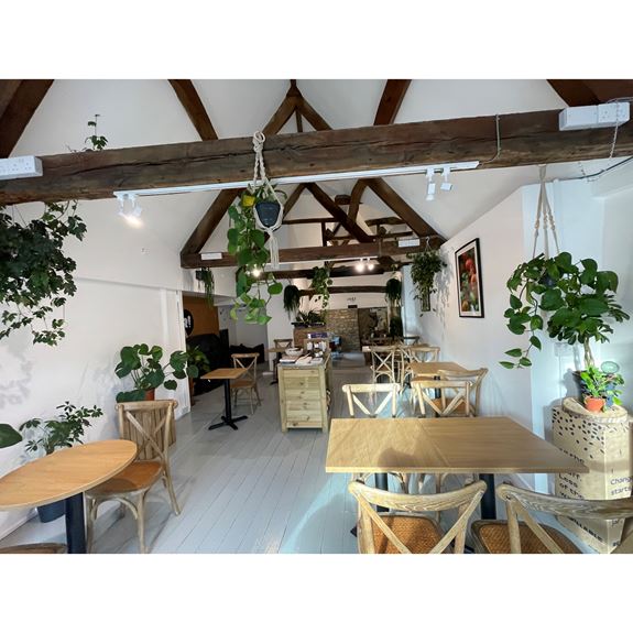 First Floor, 21 Market Place, Tetbury, GL8 8DD