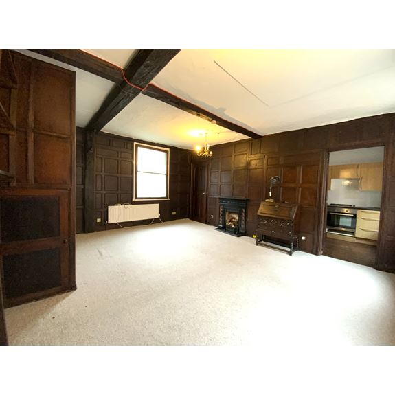 139 High Street, Marlborough, Wiltshire, SN8 1HN