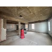 1 Market Place, Devizes, Wiltshire, SN10 1HR