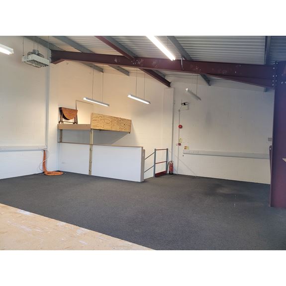 Unit 8, Glenmore Business Centre, Witney, Oxfordshire, OX29 0AA