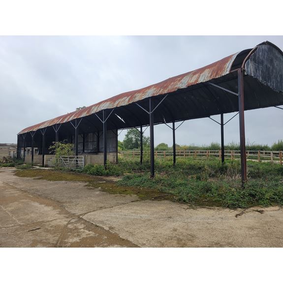 Unit 6, Castle Hill Farm, Cricklade, Swindon, SN6 6LN