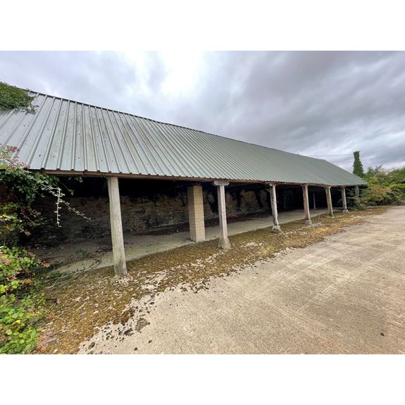 Unit 10, Castle Hill Farm, Cricklade, Swindon, SN6 6LN