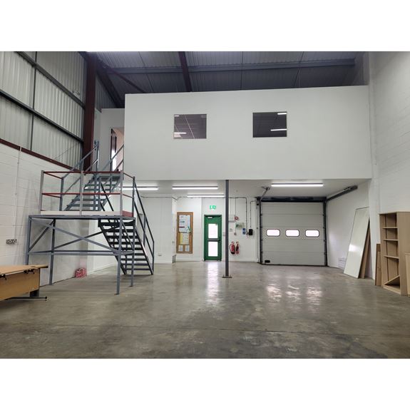 Unit 16, Glenmore Business Centre, Witney, Oxfordshire, OX29 0AA