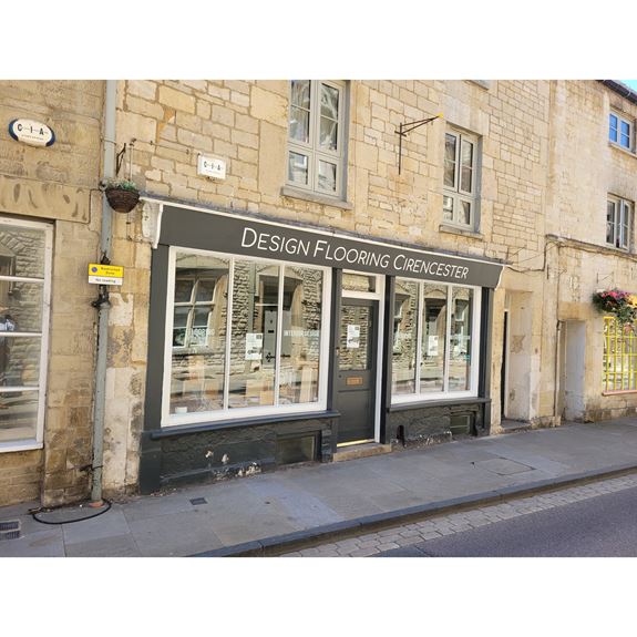 3 Silver Street, Cirencester, Gloucestershire, GL7 2BJ